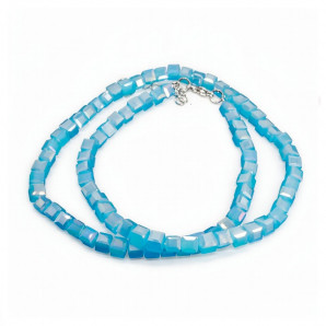 Бусы чокер Кубик Небесный голубой алмазная огранка 4мм-38см