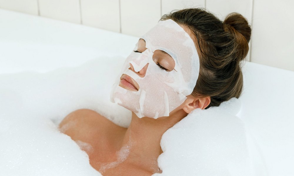 Свойства и применение тканевых масок для лица