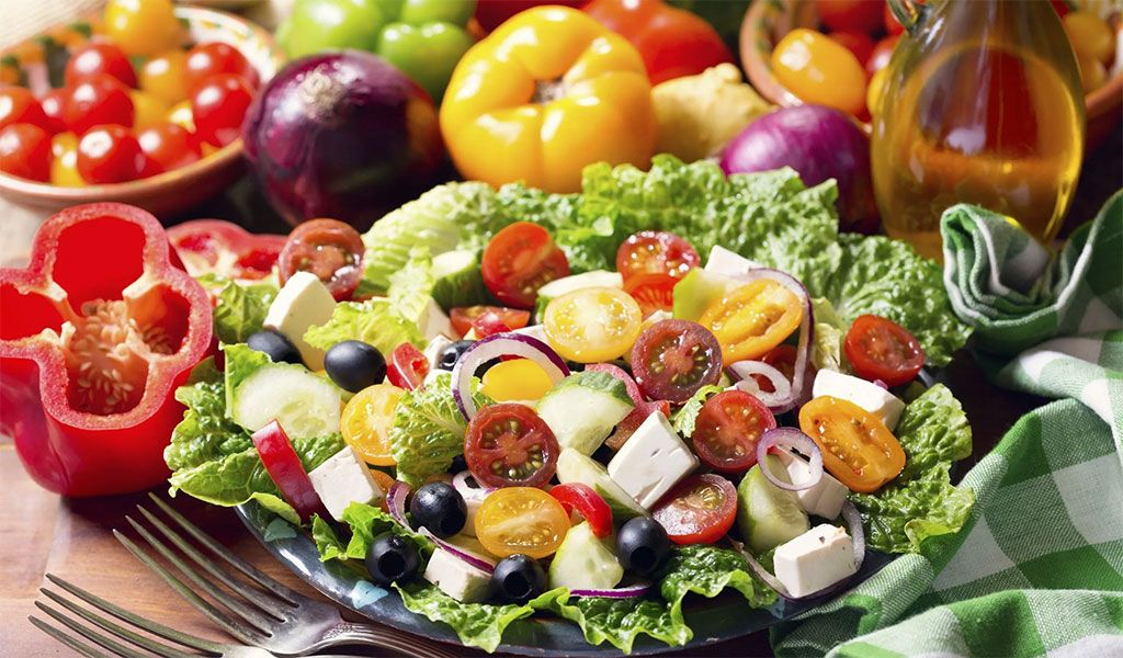 Продукты, повышающие иммунитет: как их включить в рацион